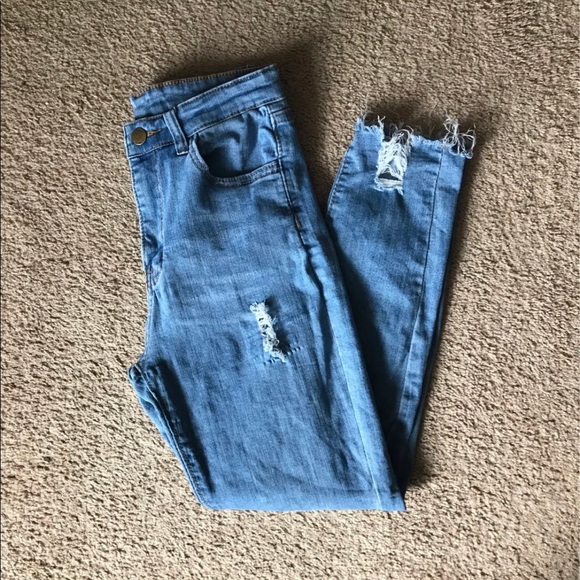 Women’s Ripped Jeans - Picture 3 of 5